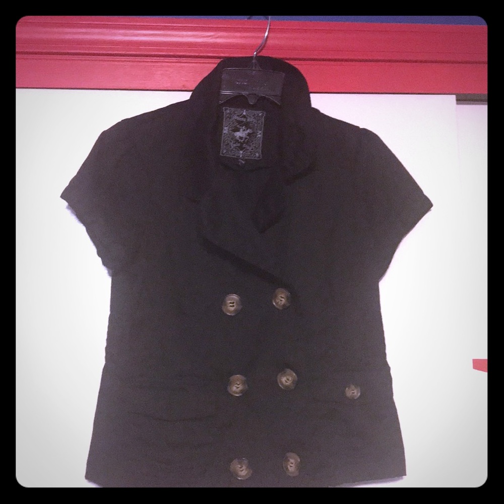 Short sleeve black 3 button blazer